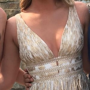 Gold Sherri Hill size 4 Formal Dress
